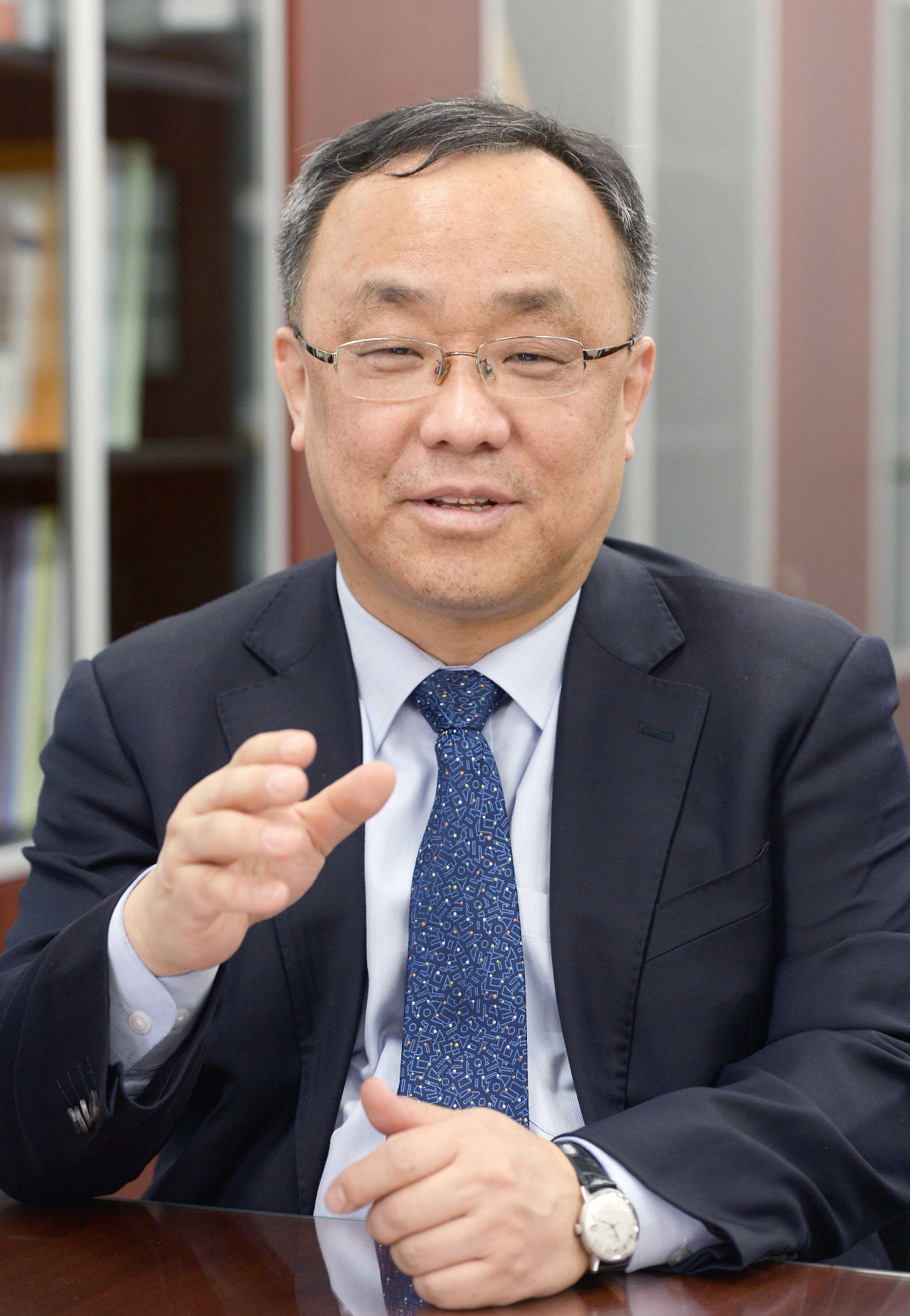 ▲이상진 한국표준협회장은 2일 이투데이와의 인터뷰에서 “4차 산업혁명은 미래가 아니다”며 “변화에 적응하고 그간 우리가 쌓아온 역량을 새로운 사업으로 연결하려는 노력이 필요하다”고 강조했다.