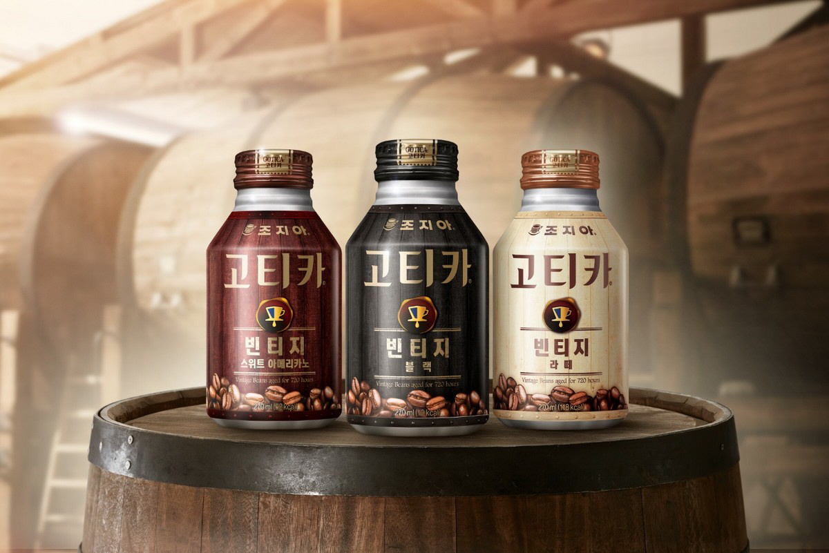 ▲코카콜라 프리미엄 캔커피 신제품 ‘조지아 고티카 빈티지’는 720시간 저장고에서 숙성한 커피 열매를 사용해 깊고 풍부한 커피 향을 자랑한다.