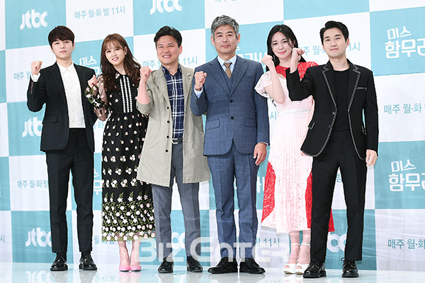 ▲김명수, 고아라, 곽정환, 성동일, 이엘리야, 류덕환(사진=고아라 기자 iknow@)