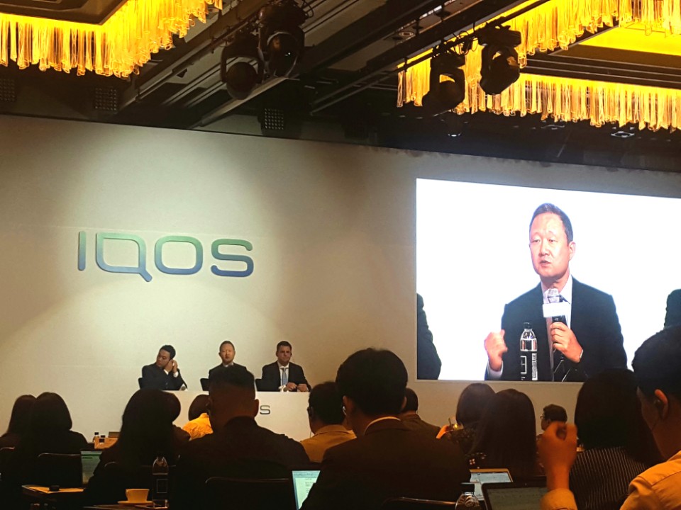 ▲23일 서울 포시즌스 호텔에서 아이코스 출시 1주년 기자 간담회가 실시됐다.(고대영 기자 kodae0@)