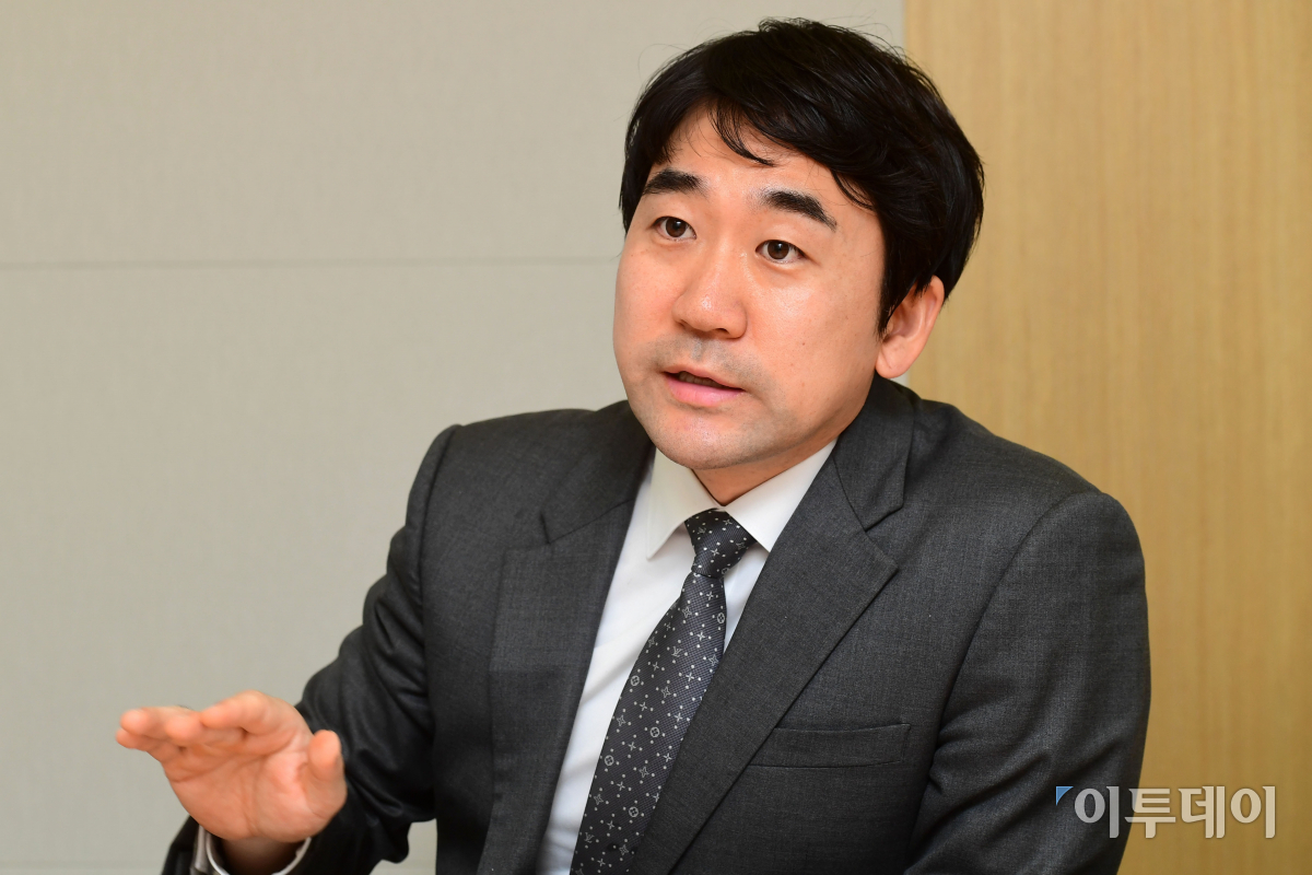 ▲오성환 법무법인 바른 변호사가 24일 서울 강남구 테헤란로 사무실에서 이투데이와 인터뷰를 하고 있다.고이란 기자 photoeran@(사진=고이란 기자 )