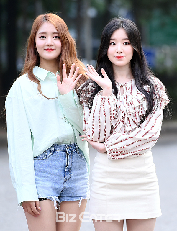 ▲(여자)아이들 민니, 슈화(사진=고아라 기자 iknow@)