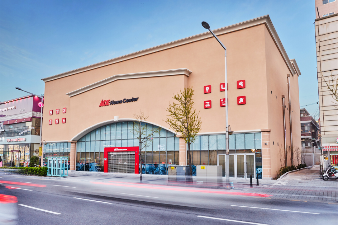 ▲서울 금천구에 위치한 에이스 홈센터 금천점(사진제공=유진그룹)