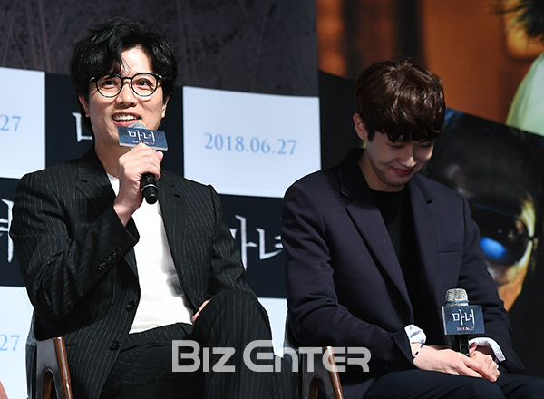 ▲박희순, 최우식(사진=고아라 기자 iknow@)