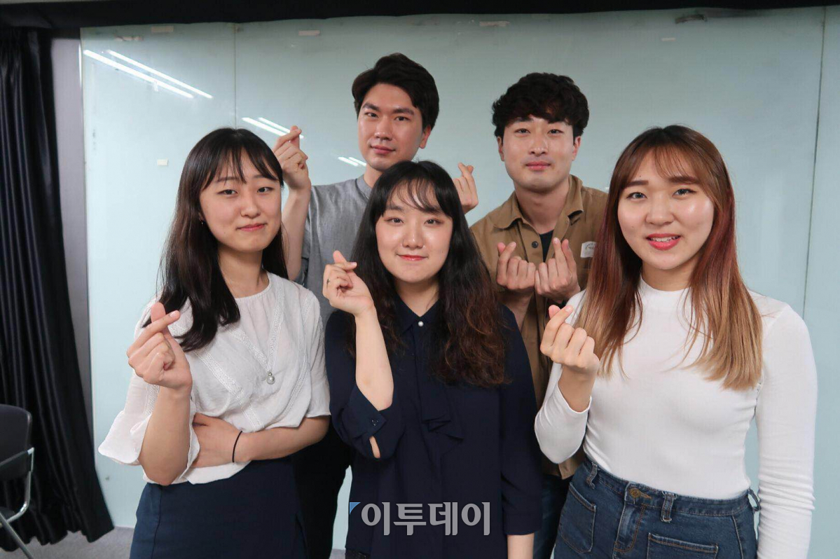 ▲'제5회 대한민국 금융대전' 기자단 1조에 편성된 이중민(왼쪽 위부터 시계방향)·배세영·김희선·송인희·김나영 씨