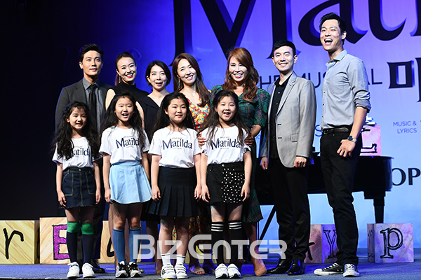 ▲김우형, 강용곤, 방진의, 박혜미, 최정원, 최재림, 설가은, 이지나, 안소명, 황혜영(사진=고아라 기자 iknow@)