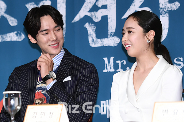 ▲유연석, 김민정(사진=고아라 기자 iknow@)