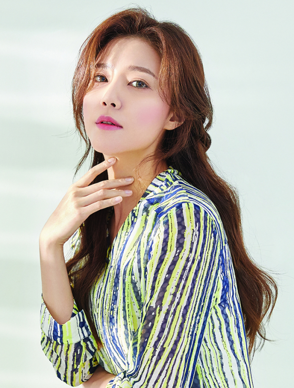 ▲배우 정시아(사진=매니지먼트 구, 스타일러 주부생활)