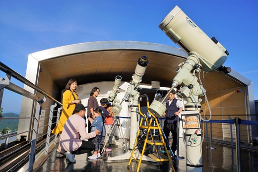 ▲다양한 망원경을 갖춘 송암스페이스센터 갈릴레이관(사진제공=한국관광공사)
