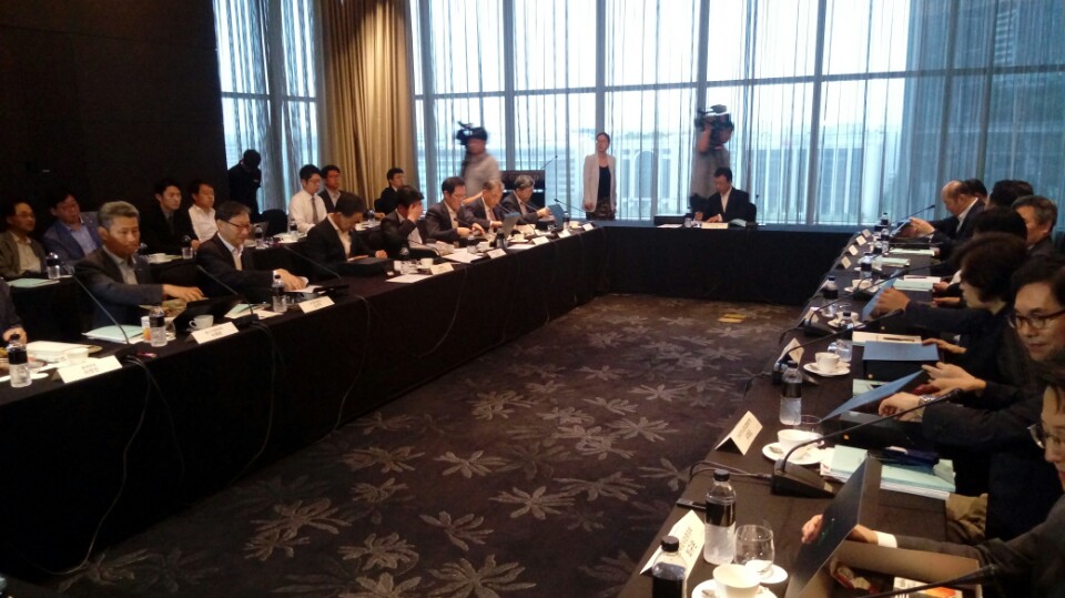 ▲26일 오전 서울 여의도 콘래드호텔에서 스튜어드십코드 도입 방안 의결을 위한 국민연금기금운용위원회가 열리고 있다.