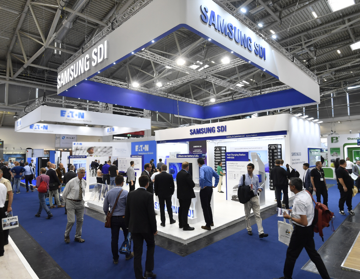 ▲‘EES 유럽 2018’에 참가한 삼성SDI의 부스 전경. 사진제공 삼성SDI