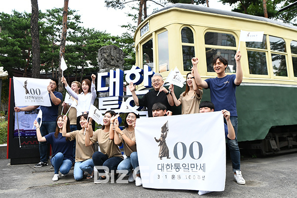 ▲김이나, 김형석, 원케이 국민대표(사진=고아라 기자 iknow@)