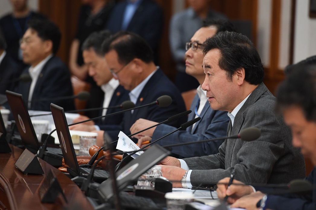 ▲이낙연 국무총리가 21일 오전 서울 세종로 정부서울청사에서 열린 국무회의서 발언하고 있다.(연합뉴스)