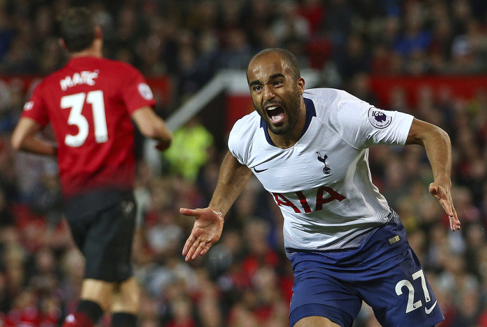 ▲28일(현지시간) 영국 맨체스터의 올드 트래퍼드에서 열린 맨체스터 유나이티드와 토트넘 홋스퍼의 프리미어 리그 경기에서 토트넘의 루카스 모우라가 팀의 세 번째 골을 넣고 기뻐하고 있다.(AP/연합뉴스)