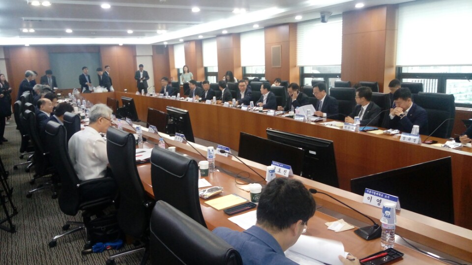 ▲30일 서울 여의도 한국거래소에서 제약·바이오 업계 회계처리 투명성 관련 간담회가 열리고 있다.