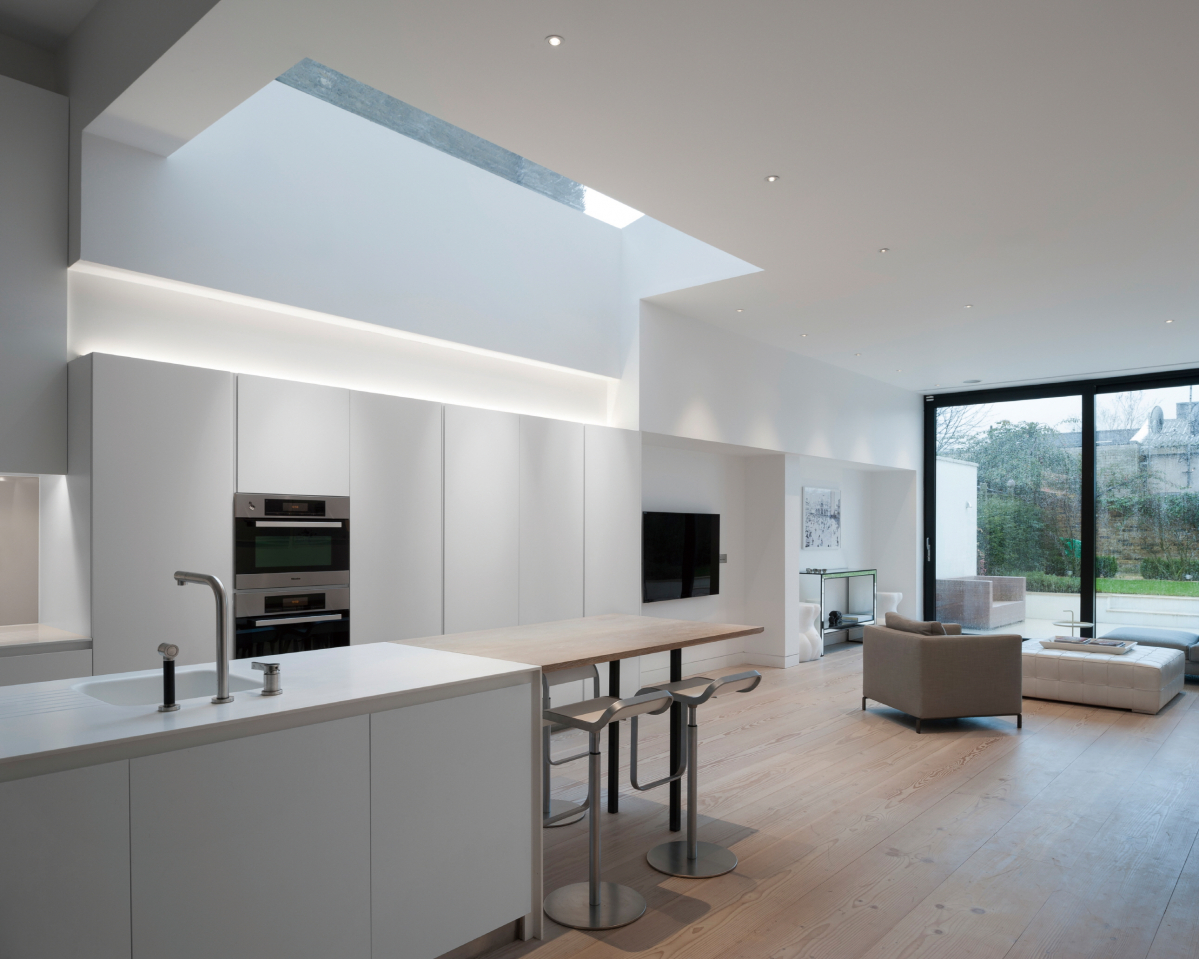 ▲LG하우시스의 '리사이클 가구용 필름'이 적용된 주방공간 모습.(사진 제공=LG하우시스)