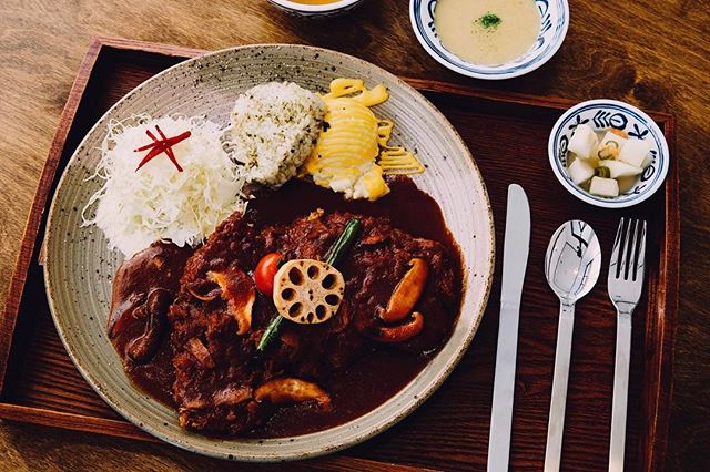 (출처=인생돈까스 인스타그램)