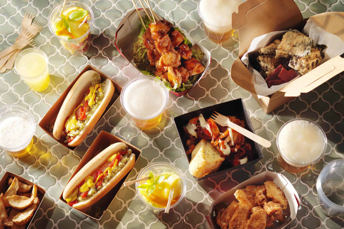 ▲'문라이트 페스티벌' 먹거리.(사진제공=코오롱 호텔)