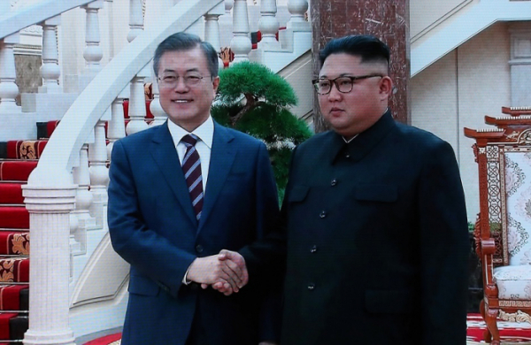 ▲문재인 대통령(왼쪽), 김정은 북한 국무위원장.(연합뉴스)