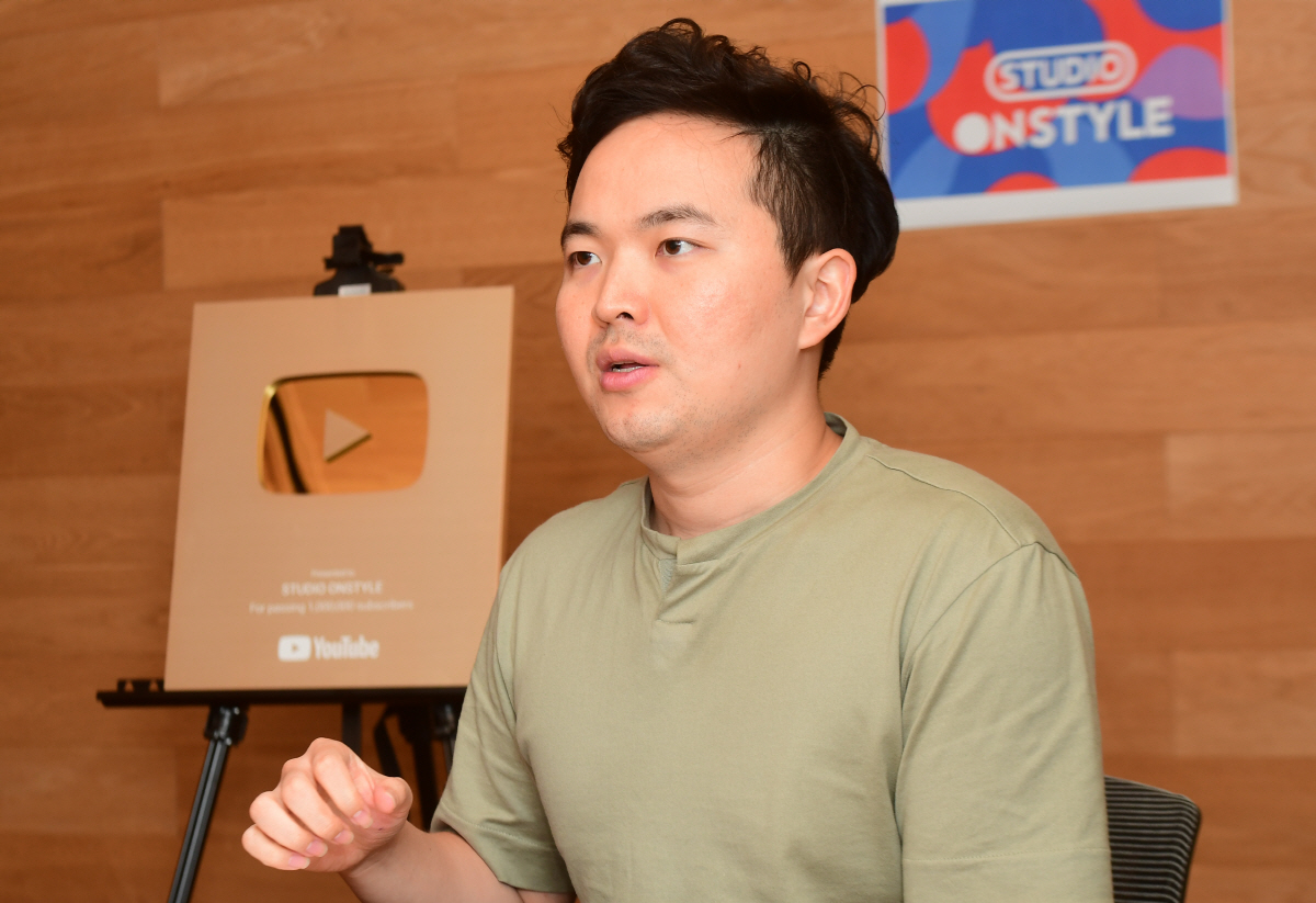 ▲CJ ENM ‘스튜디오 온스타일’ 이우탁 팀장이 2일 서울 마포구 CJ ENM 센터에서 이투데이와 인터뷰를 하고 있다. 고이란 기자 photoeran@