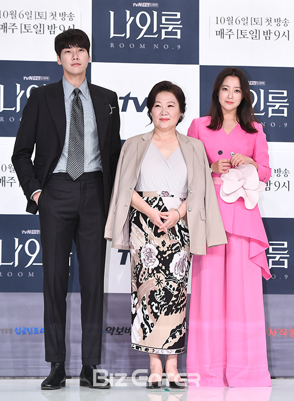 ▲김영광, 김해숙, 김희선(사진=고아라 기자 iknow@)