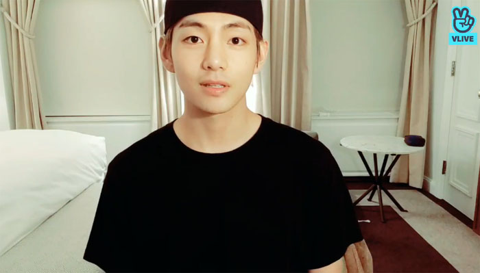 (출처=네이버 '브이앱' 캡처)