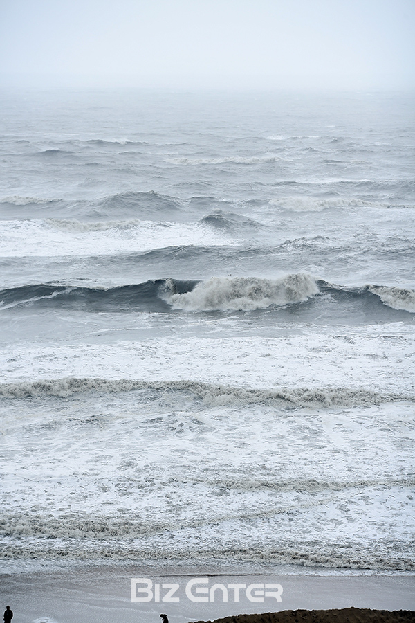 ▲'콩레이' 영향받은 해운대(사진=고아라 기자 iknow@)