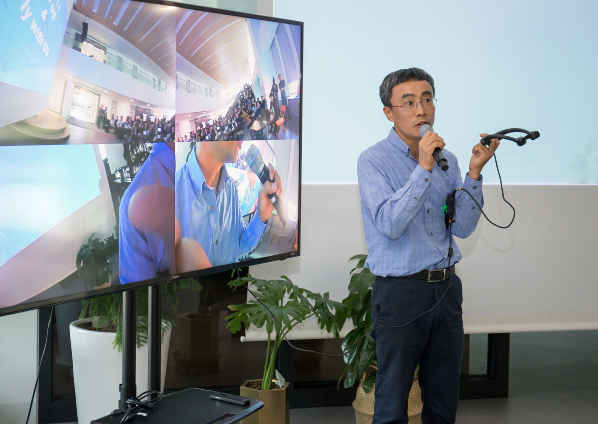 ▲17일 삼성전자-서울대 공동연구소에서 링크플로우 조성래 이사가 발표하고 있다.(사진제공 삼성전자)