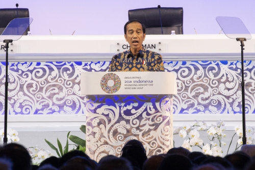▲12일(현지시간) 인도네시아 발리에서 열린 국제통화기금(IMF)·세계은행(WB) 연차 총회에서 조코 위도도 인도네시아 대통령이 연설하고 있다. 발리/EPA연합뉴스
