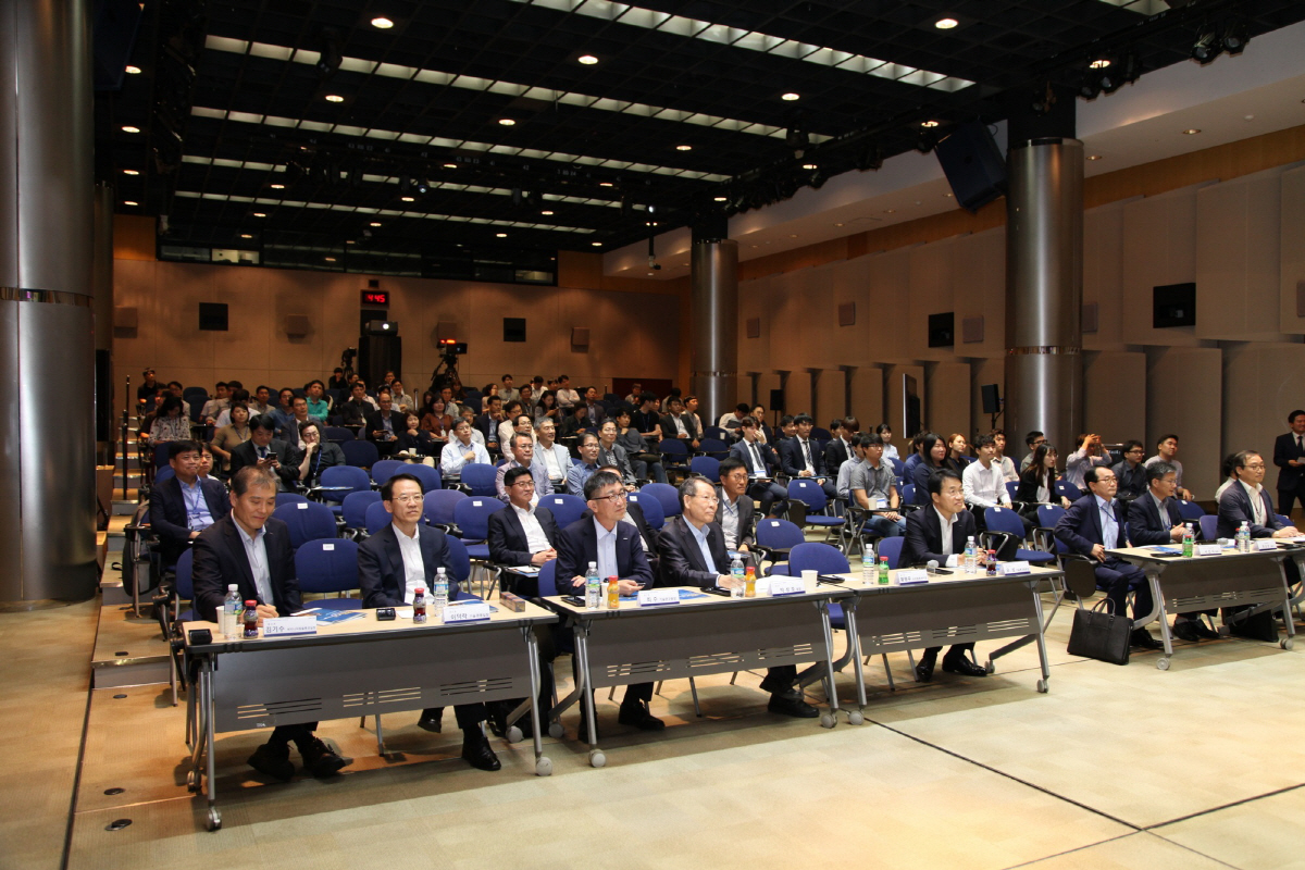 ▲포스코가 철강업계 최초로 일반인 대상으로 개최한 AI 경진대회. 사진제공 포스코