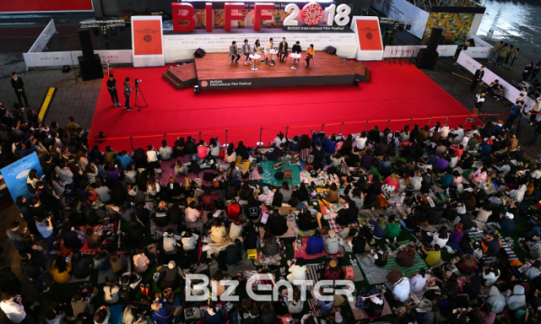 ▲제23회 부산국제영화제 영화의전당 두레라움광장(사진=고아라 기자 iknow@)