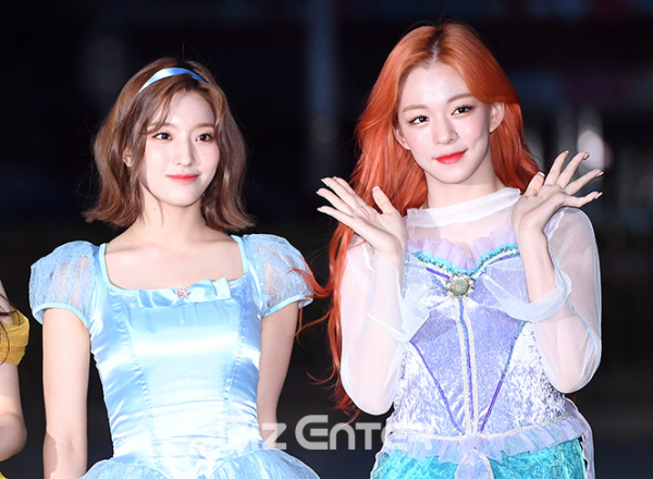 ▲프로미스나인 이새롬, 이채영(사진=고아라 기자 iknow@)