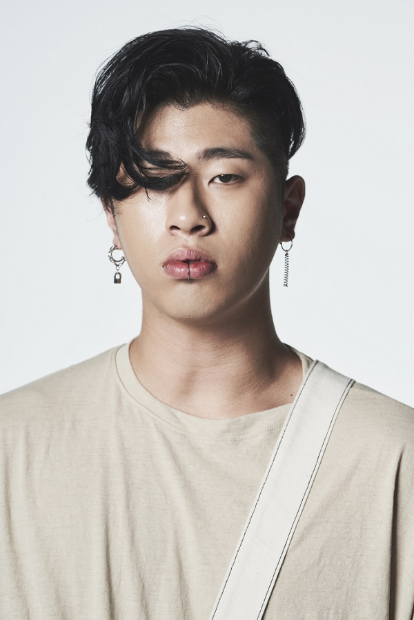 (사진=로맨틱팩토리)