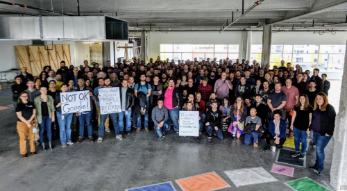 ▲미국 피츠버그 구글 지사에서 파업에 참여한 직원들. 트위터 구글워크아웃(@GoogleWalkout)
