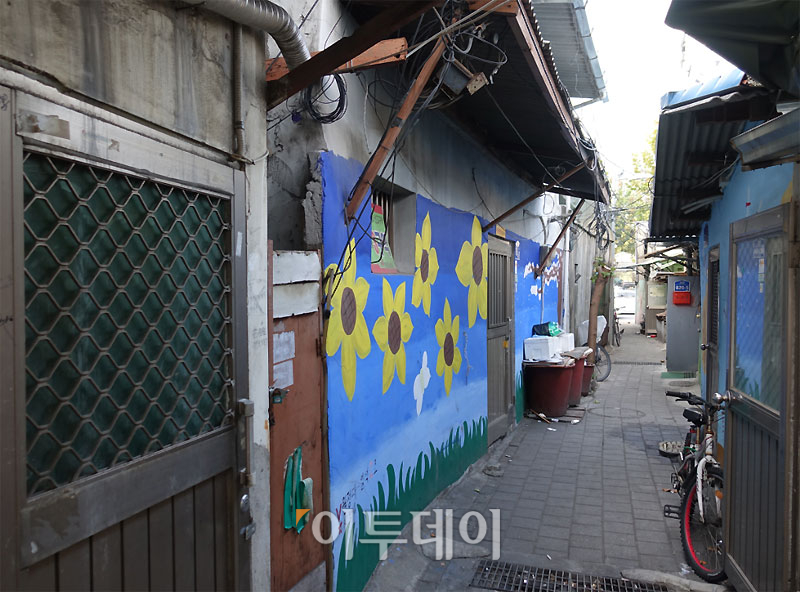 ▲쪽방촌의 한 골목.(이투데이DB)