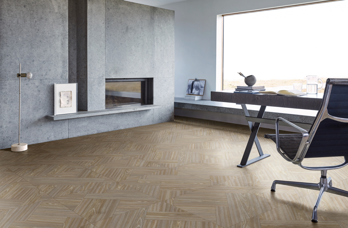 ▲LG하우시스 상업용 타일 바닥재 '프레스티지(원목)'가 적용된 호텔 공간 모습.(사진 제공=LG하우시스)