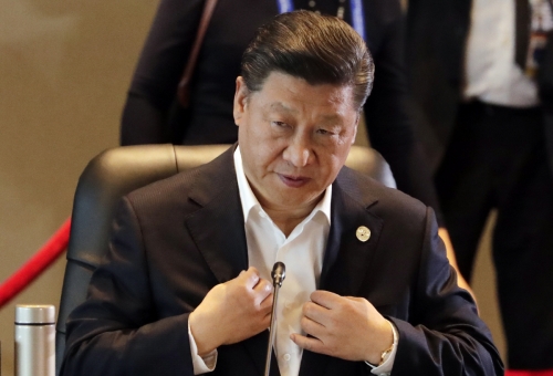 ▲시진핑 중국 국가주석이 18일(현지시간) 파푸아뉴기니 수도 포트모르즈비에서 열린 APEC 정상회의에 참석하고 있다. 포트모르즈비/EPA연합뉴스
