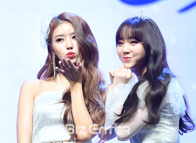 ▲러블리즈 이미주, 케이(사진=고아라 기자 iknow@)