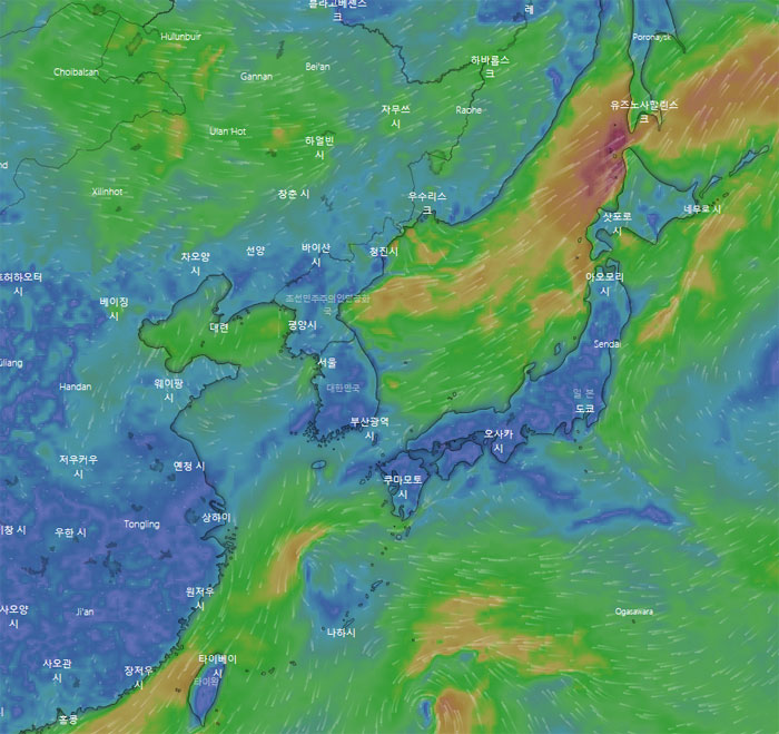 ▲서북쪽에서 발생한 한랭전선이 동쪽으로 이동하면서 27일(오늘) 오후부터 중국발 고농도 스모그가 유입될 것으로 보인다.(출처=윈디닷컴 홈페이지 캡처)