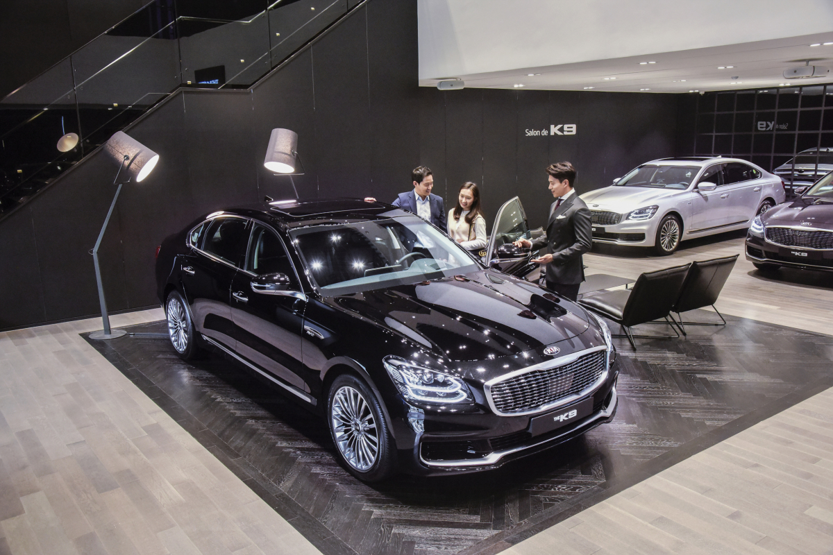 ▲기아차는 서울 강남에 위치한 ‘살롱 드 K9’의 운영 기간을 내년 1월 말까지 2개월 연장한다. (사진제공=기아차)