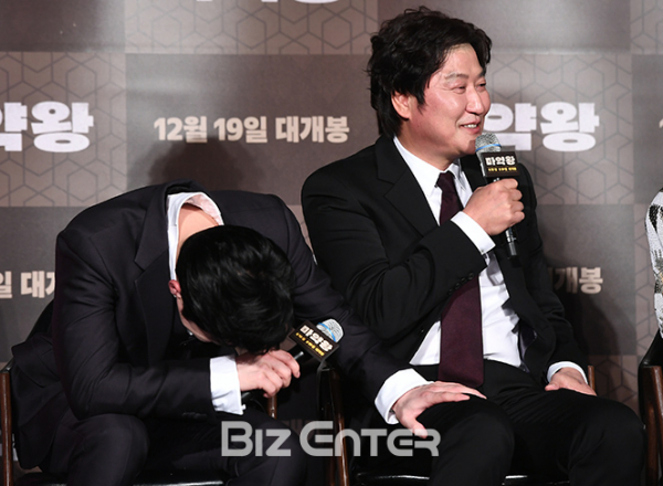 ▲조정석, 송강호(사진=고아라 기자 iknow@)