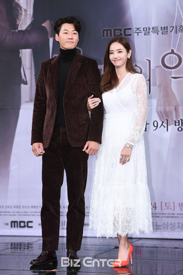 ▲이천희, 한채영(사진=고아라 기자 iknow@)