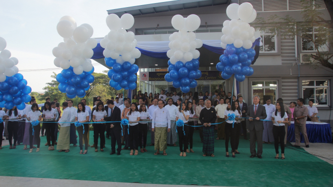 ▲부영 미안먀 태권도 센터 테이프 커팅식 모습(사진=부영그룹)