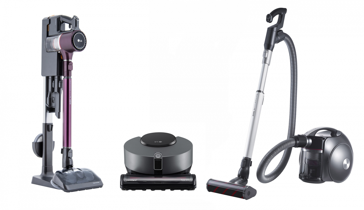 ▲LG전자가 이달부터 프리미엄 무선청소기 LG 코드제로 A.R.T 라인업에 탑재하는 배터리를 2년간 무상보증한다. 이미 제품을 구입해 사용중인 고객들도 구매일 기준으로 동일한 무상보증 혜택을 받아볼 수 있다. 사진 왼쪽부터 코드제로 A9, 코드제로 R9 ThinQ, 코드제로 T9.(사진제공 LG전자)