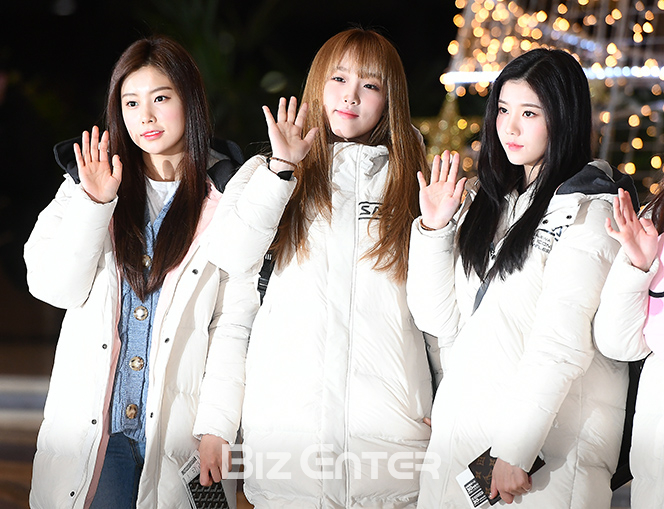▲아이즈원 강혜원, 최예나, 권은비(사진=고아라 기자 iknow@)