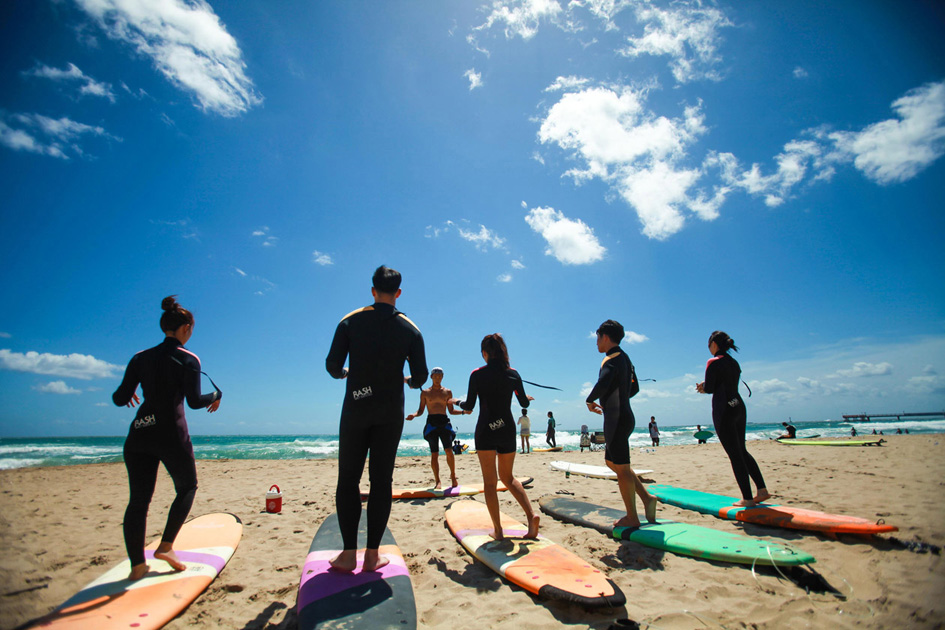 ▲코오롱 씨클라우드 호텔 파도타고 패키지.(사진제공=코오롱 씨클라우드 호텔)