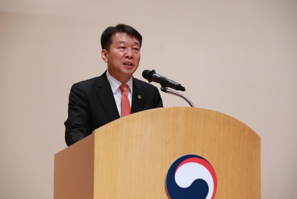 ▲정무경 조달철장이 17일 정부대전청사에서 열린 신임 조달청장 취임식에서 취임사를 하고 있다.(제공=조달청)