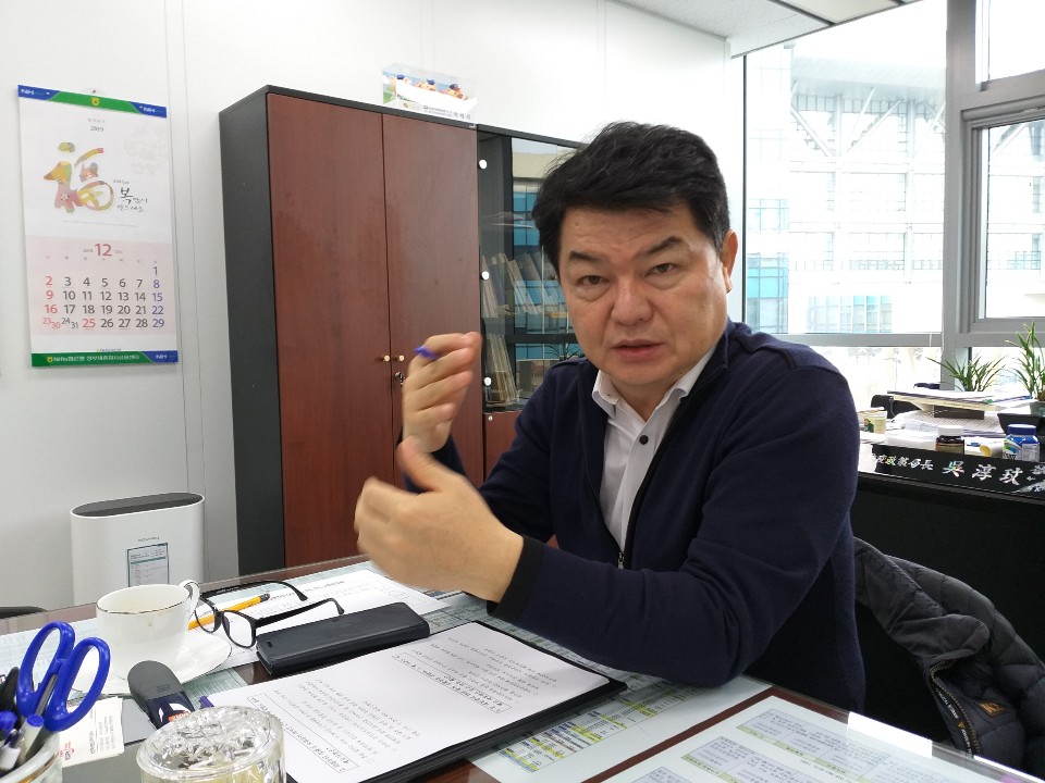 ▲오순민 농림축산식품부 방역정책국장은 20일 이투데이와의 인터뷰에서 “방역은 경제적 측면에서도 효과가 크다”며 방역의 중요성을 강조했다.