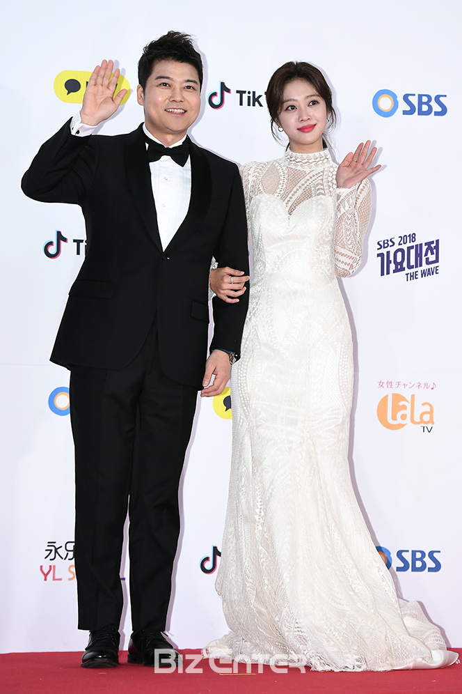 ▲전현무, 조보아(사진=고아라 기자 iknow@)