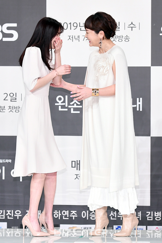 ▲이수경, 이승연(사진=고아라 기자 iknow@)